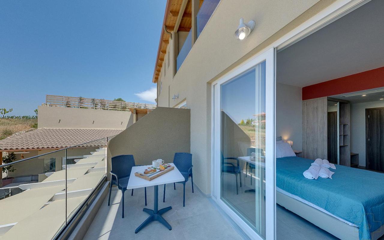 Spiros-Soula Thematic Suites Agia Pelagia Exterior foto